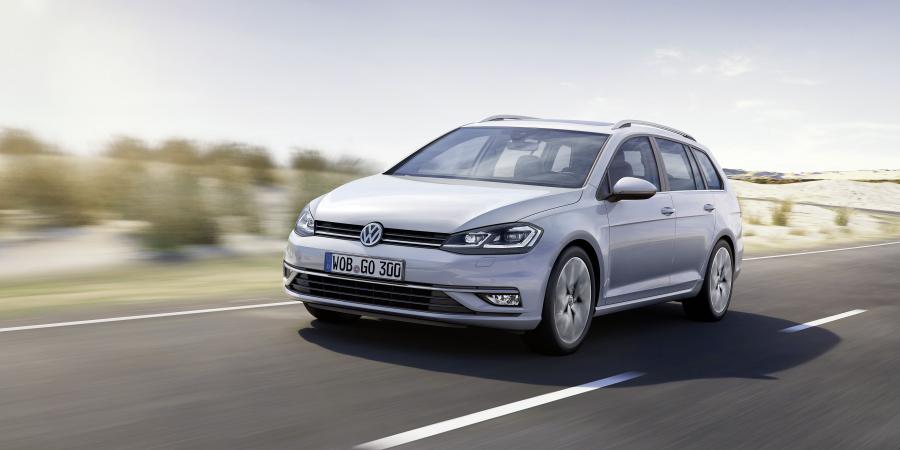  Volkswagen Golf TDI Variant 2017 года  (WW) (фото 3 из 31)